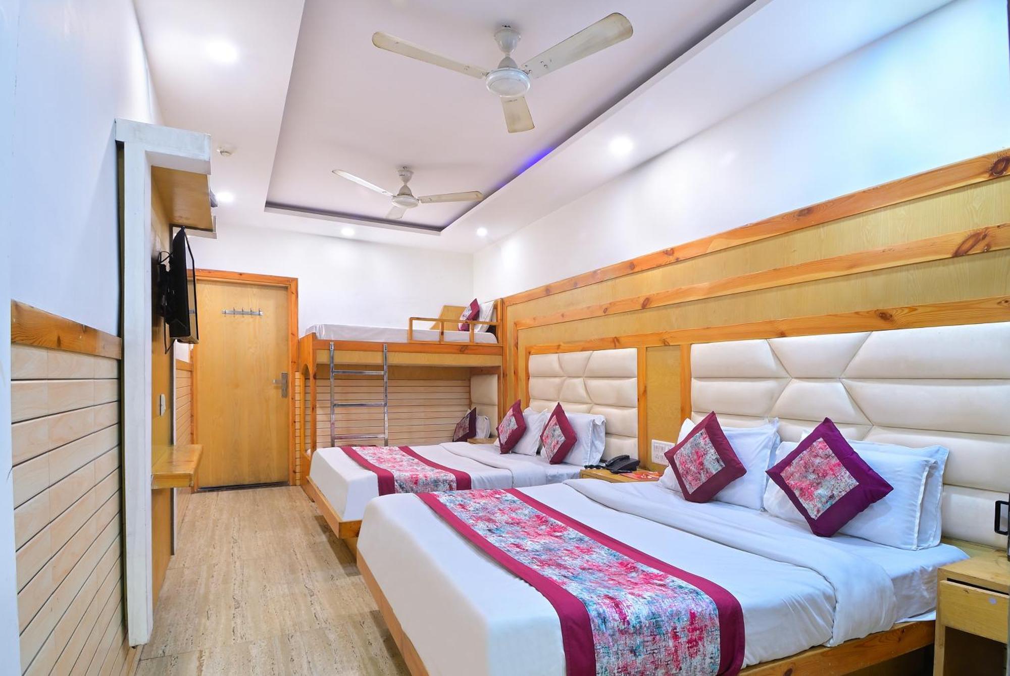 Hotel Glow Inn Paharganj-3 Mins Walk From New Delhi Railway Station Exterior foto